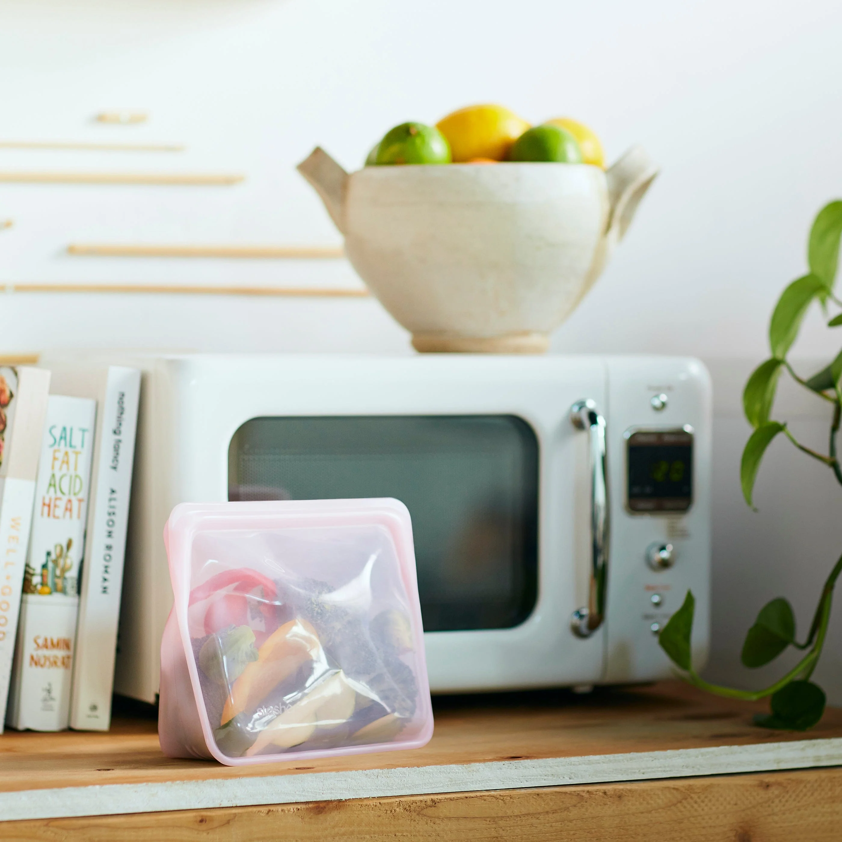 Stand-Up Mid Bag - Image 27